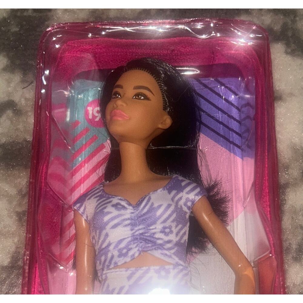 Mattel Barbie Fashionistas Doll #199 (NWT) - Picture 2 of 3